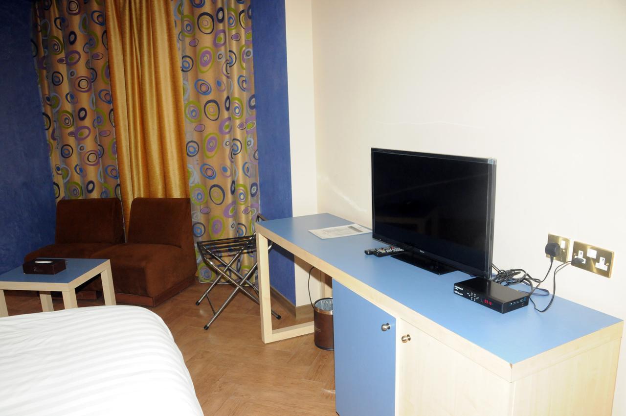 Sky Hotel Salmiya Экстерьер фото
